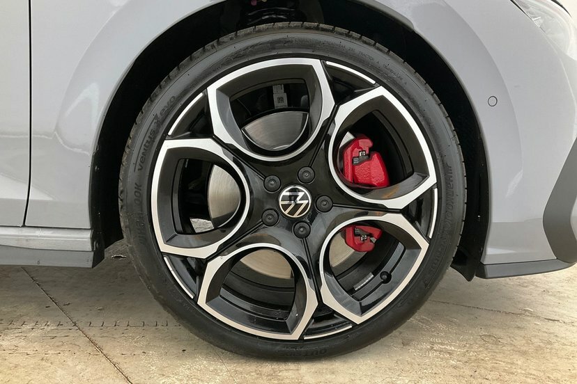 Volkswagen Golf 2.0 Tsi Gti Clubsport Hatchback Dsg 30 Black #29