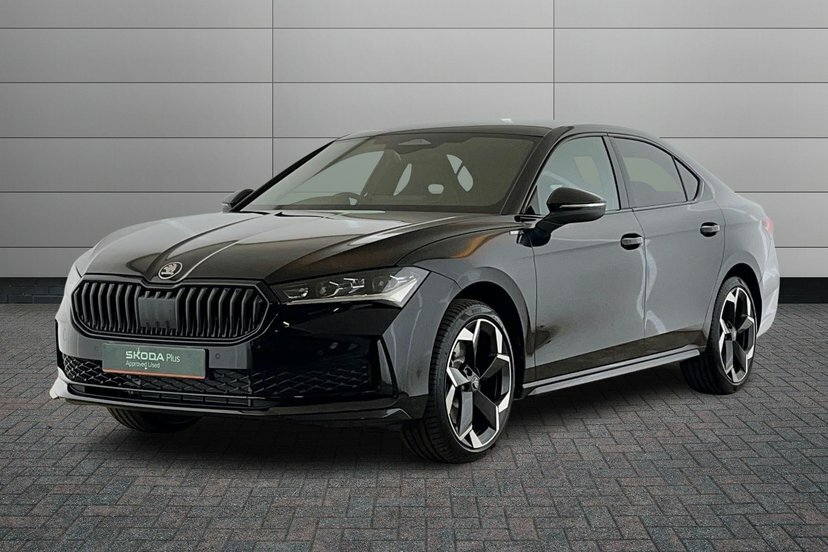 Skoda Superb 1.5 Tsi Iv 25.7Kwh Sportline Estate Plu White #16