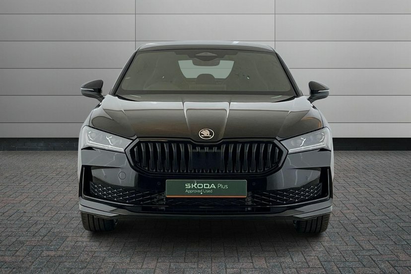Skoda Superb 1.5 Tsi Iv 25.7Kwh Sportline Estate Plu White #14