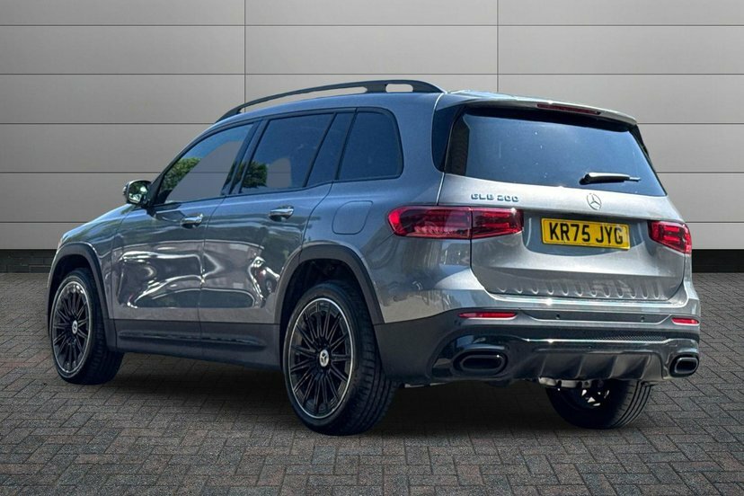 Mercedes-Benz GLB Class 1.3 Glb200h Mhev Amg Line Premium Plus Suv P Grey #2