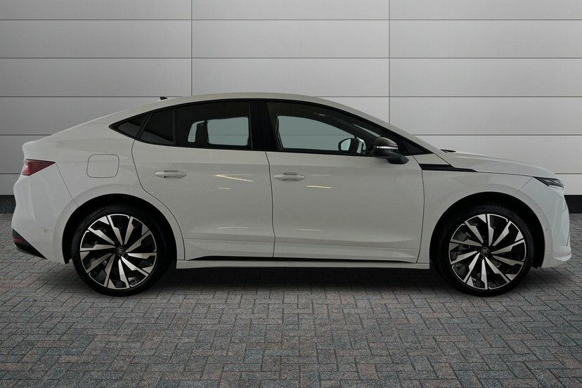 Skoda ENYAQ Enyaq Coup- Sportline 85 82 Kwh 286 Ps Single Spee White #4