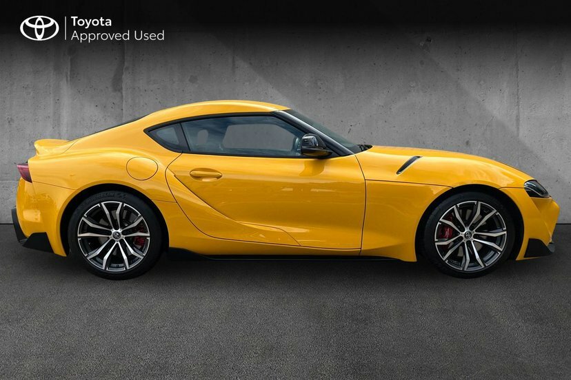 Toyota Supra 2.0T Gr Pro Coupe 258 Ps Yellow #4