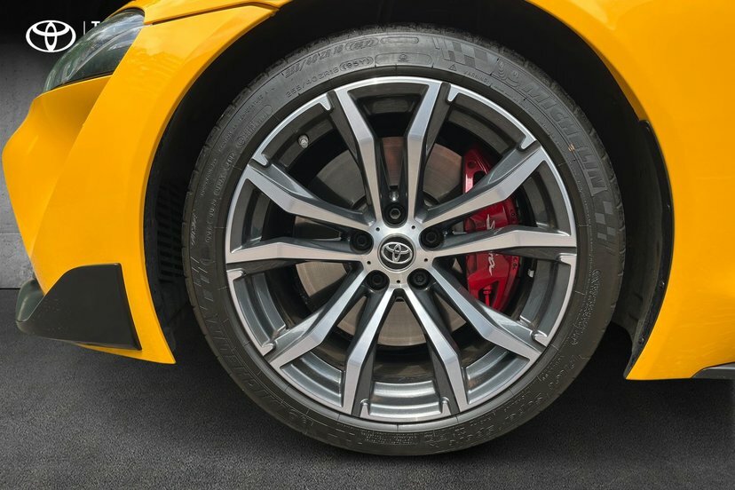 Toyota Supra 2.0T Gr Pro Coupe 258 Ps Yellow #5