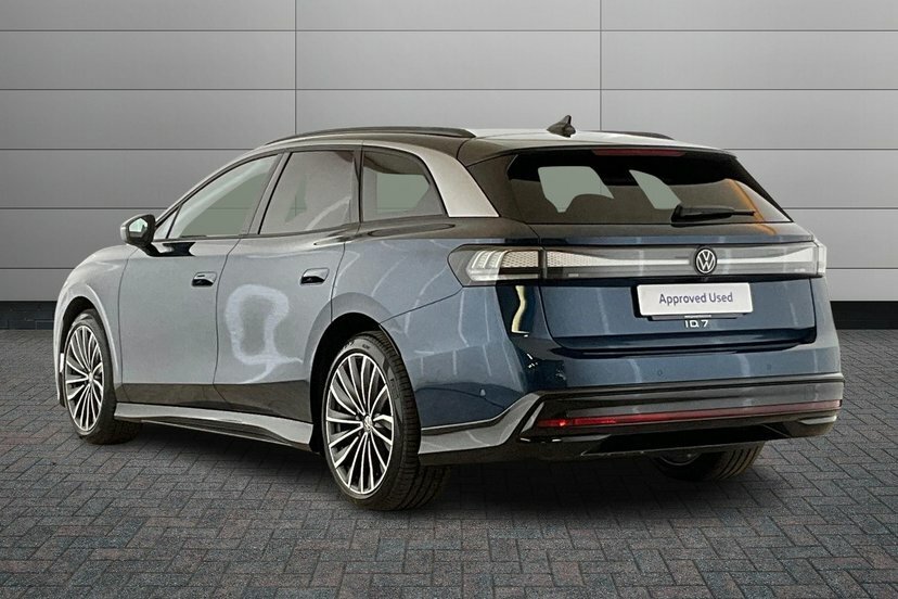 Volkswagen ID.7 Pro S 86Kwh Match Plus Tourer 2 Blue #3