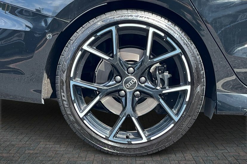 Audi RS3 2.5 Tfsi Vorsprung Saloon S Tronic Quat FX73WDE Black #5