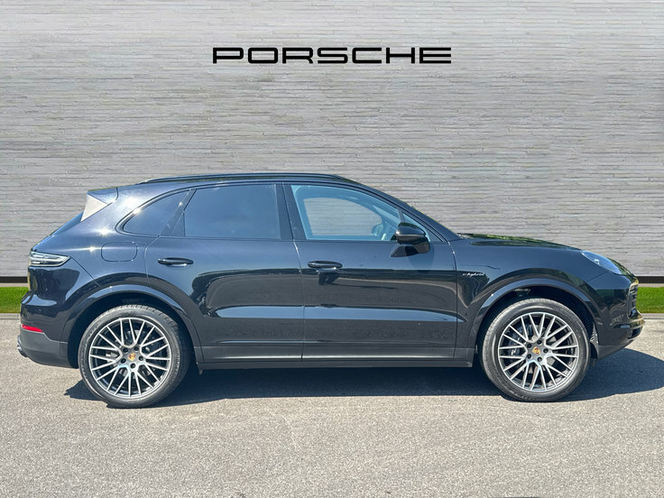 Porsche Cayenne 3.0 V6 E-hybrid 17.9Kwh Suv Plug-in Hyb BL71XVG Black #3