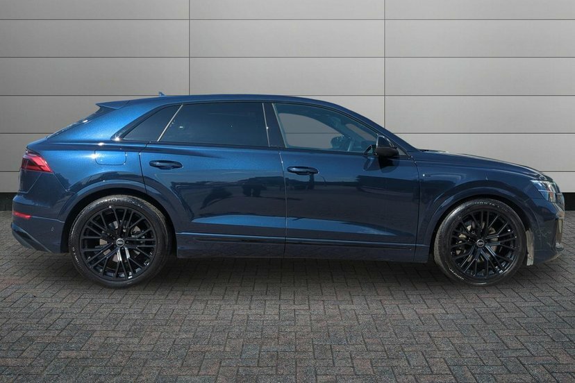 Audi Q8 3.0 Tdi V6 50 Black Edition Suv Tiptron Blue #4