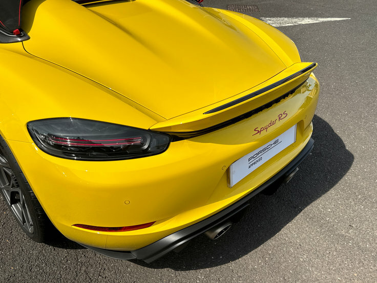 Porsche 718 Spyder Automatic White #17