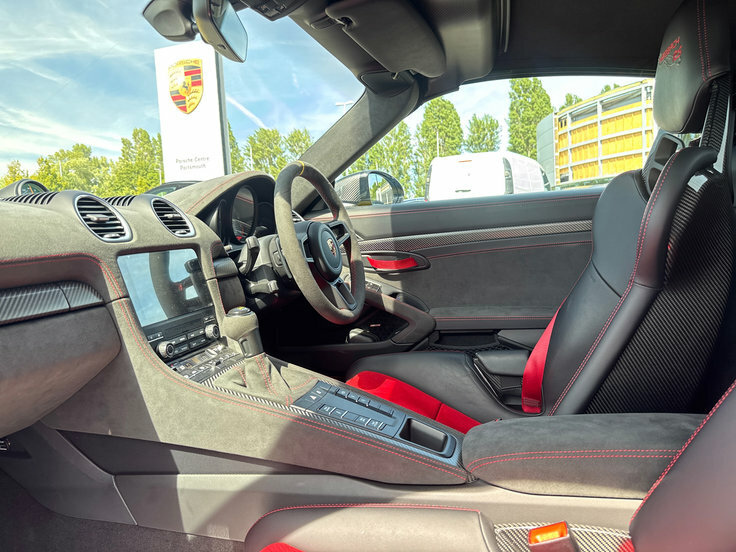 Porsche 718 Spyder Automatic White #10
