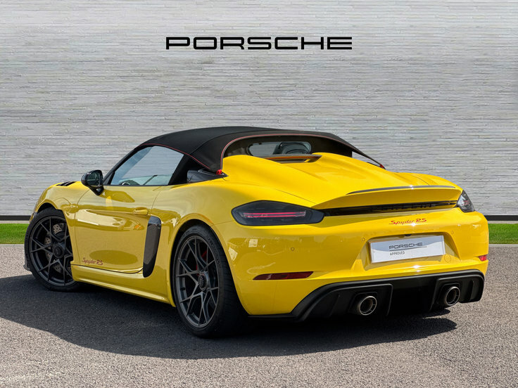 Porsche 718 Spyder Automatic White #2