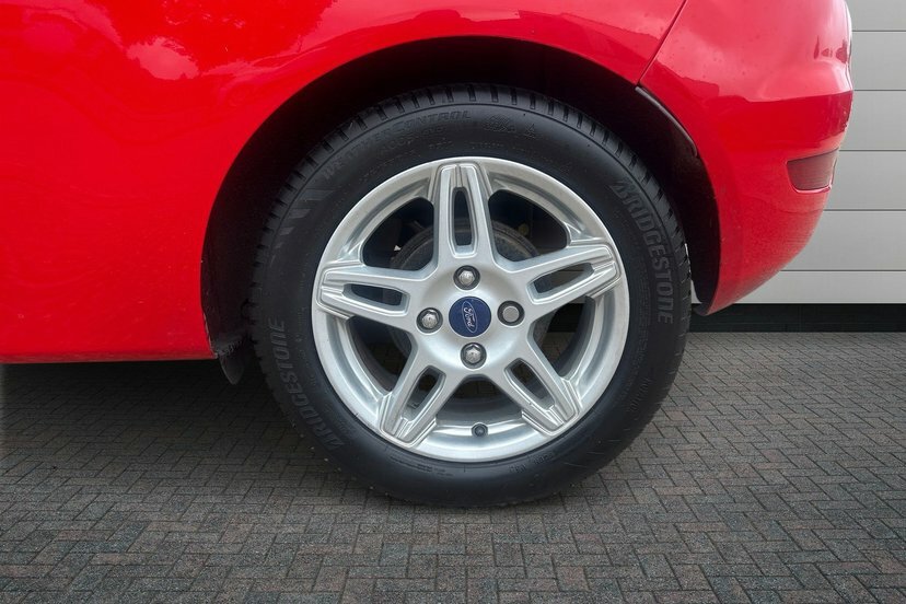 Ford Fiesta 1.0T Ecoboost Zetec Hatchback Eu Red #5