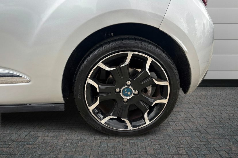 DS DS 3 1.2 Puretech Dstyle Hatchback 1 Silver #5