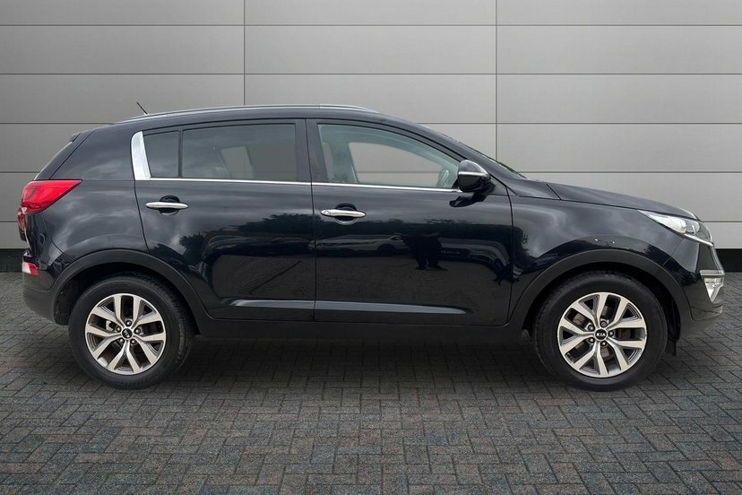 Kia Sportage 1.7 Crdi Ecodynamics 2 Suv 2Wd E Black #4