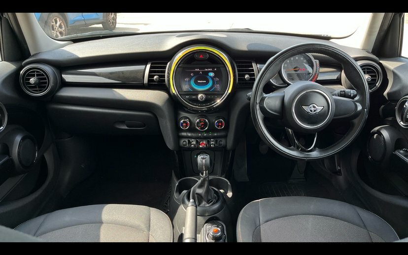 Mini Hatch 1.2 One Hatchback 102 Ps Black #4