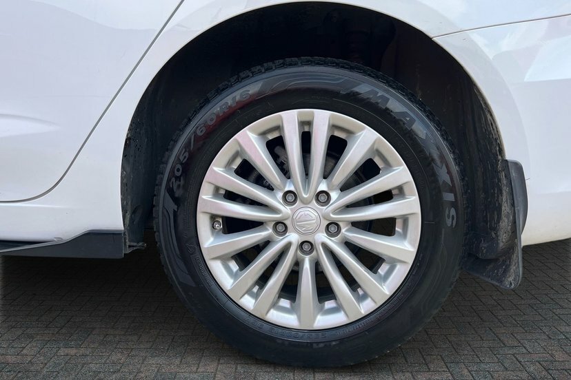 MG MG5 52.5Kwh Exclusive Estate 156 Ps White #5