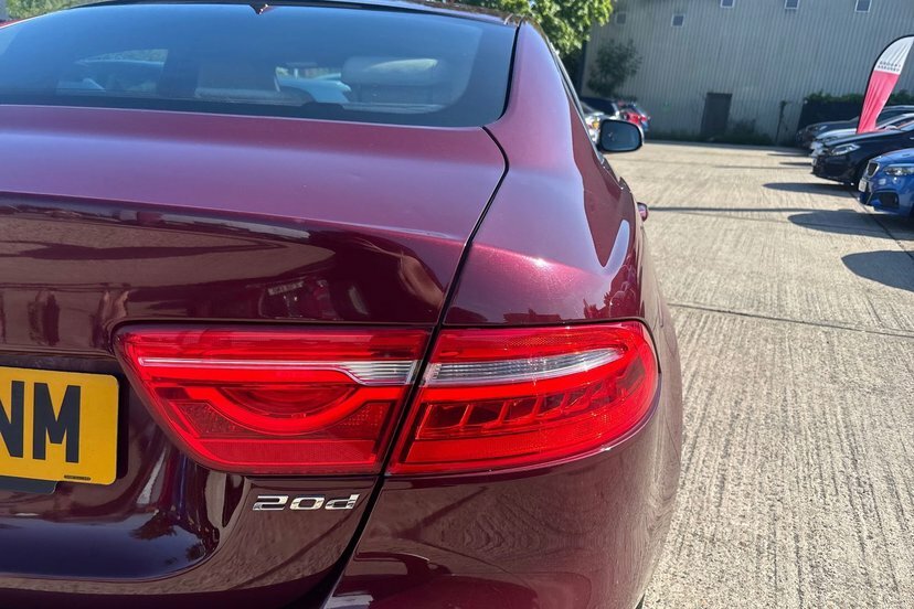 Jaguar XE 2.0 Portfolio 5 Seat Family Saloon A White #25