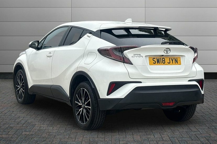 Toyota C-Hr 1.2 Vvt-i Excel Suv 116 Ps White #3