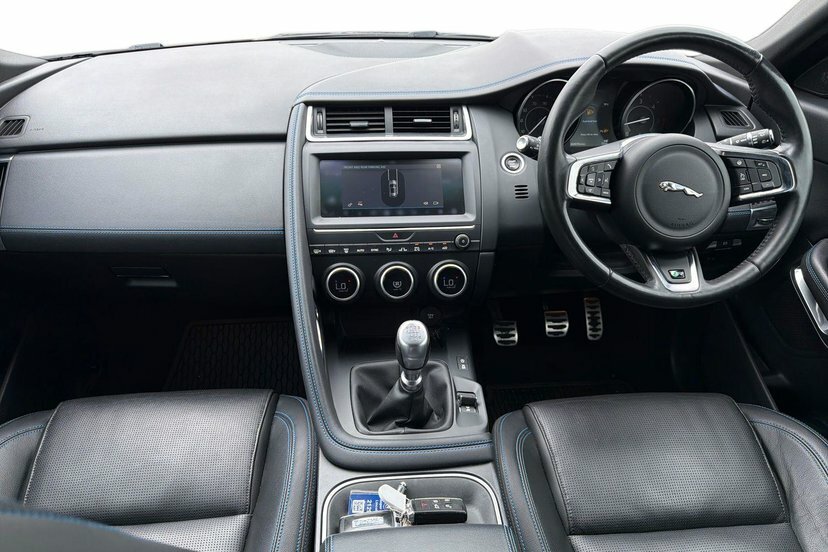 Jaguar E-Pace 2.0 D150 R-dynamic S Suv 150 Ps Black #6
