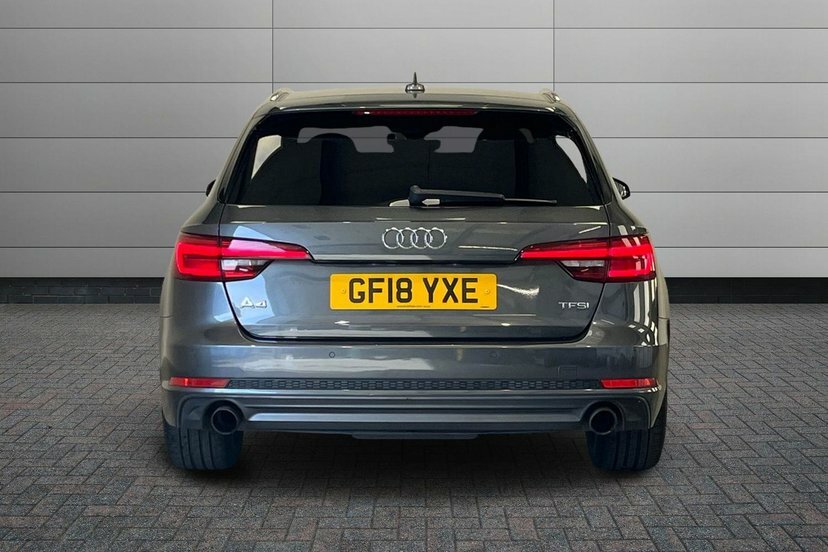 Audi A4 Avant S Line Blue #12