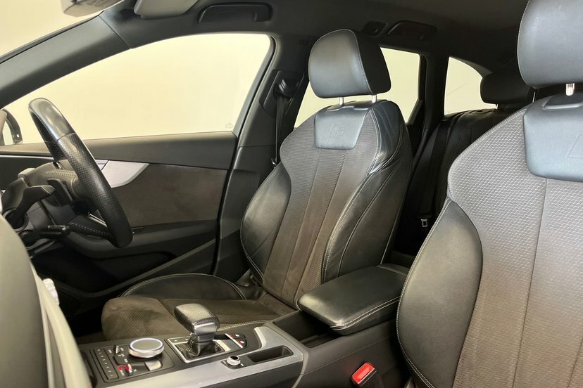 Audi A4 Avant S Line Blue #27