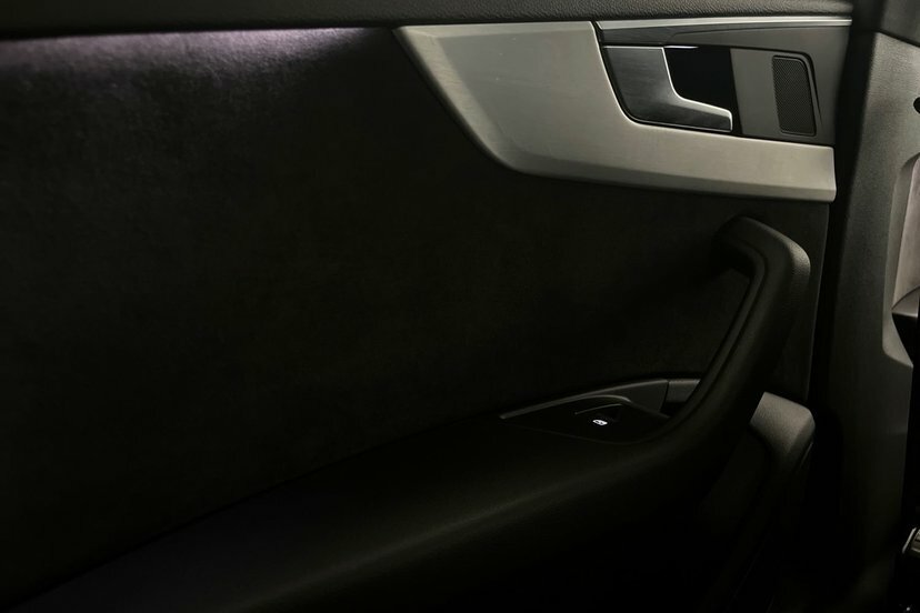 Audi A4 Avant S Line Blue #26