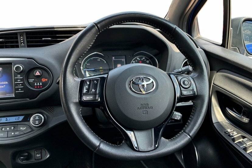 Toyota Yaris 1.5 Vvt-h Excel Hatchback Hybrid E-cvt BF70HGZ Blue #6