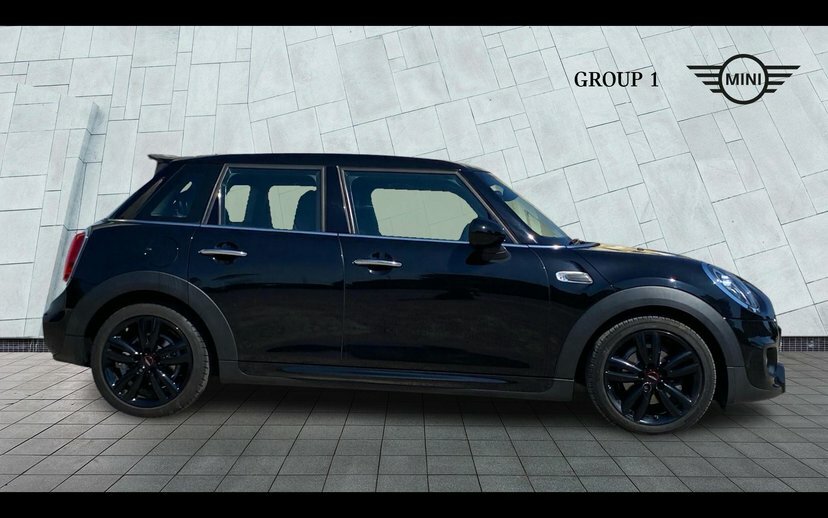 Mini Hatch 1.5 Cooper Sport Hatchback Steptronic LJ68SNZ Black #3