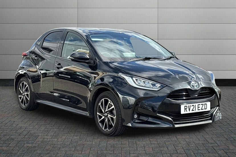 Toyota Yaris 1.5 Vvt-h Design Hatchback Hybrid E-cvt Black #3