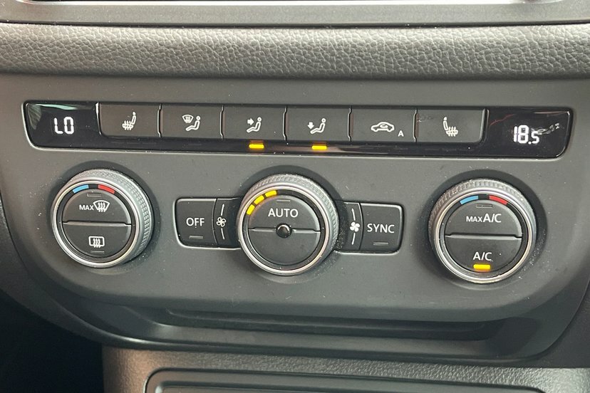 Volkswagen Tiguan Estate 2.0 Tdi White #22