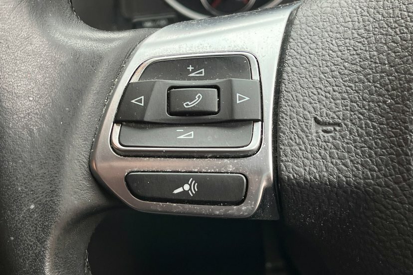 Volkswagen Tiguan Estate 2.0 Tdi White #18