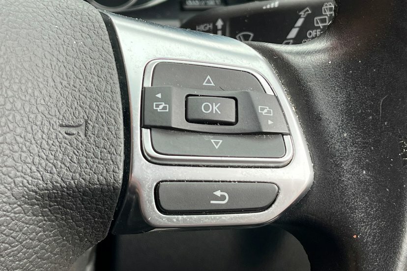 Volkswagen Tiguan Estate 2.0 Tdi White #17