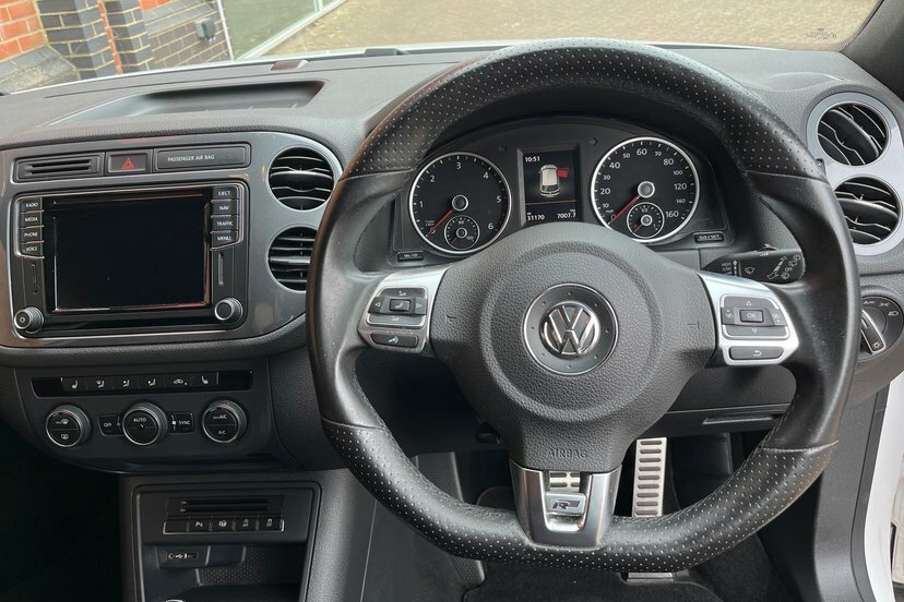 Volkswagen Tiguan Estate 2.0 Tdi White #19