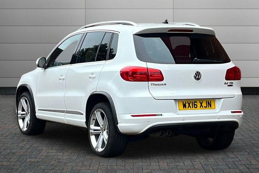 Volkswagen Tiguan 2.0 Tdi Bluemotion Tech R-line Edition Suv Die White #3