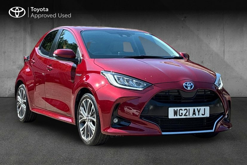 Toyota Yaris 1.5 Vvt-h Excel Hatchback Hybrid E-cvt Red