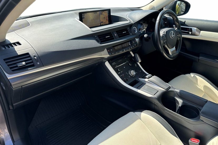 Lexus CT 1.8 200H Takumi Hatchback Hybrid E-cvt Grey #2