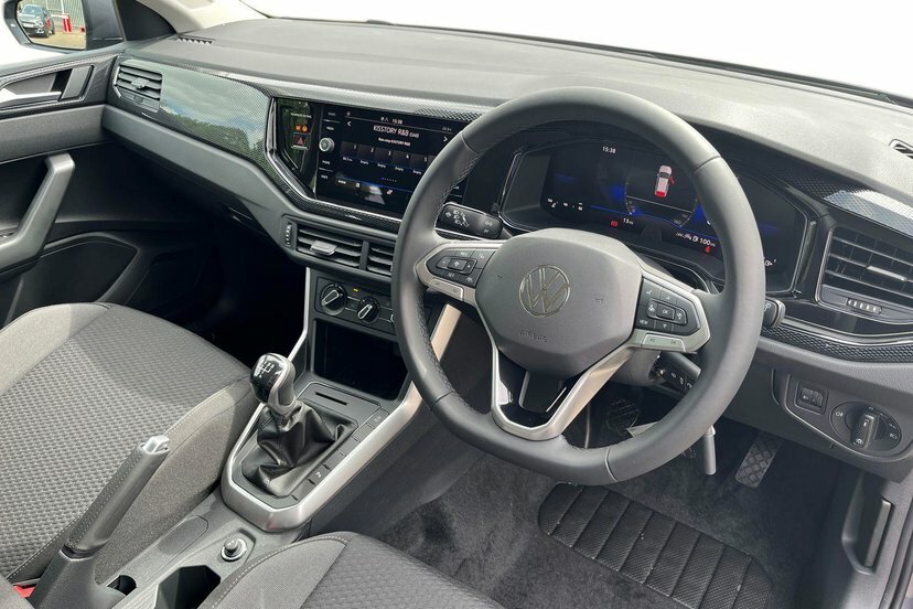 Volkswagen Polo 1.0 Tsi Life Hatchback 95 Ps Grey #6