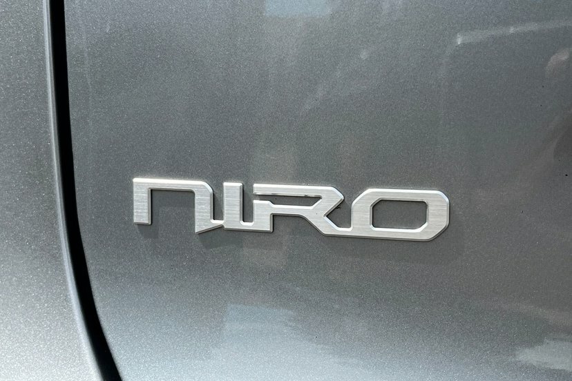 Kia Niro Kia Niro 1.6H Gdi 4 Suv Hybrid Dct Euro Grey #34