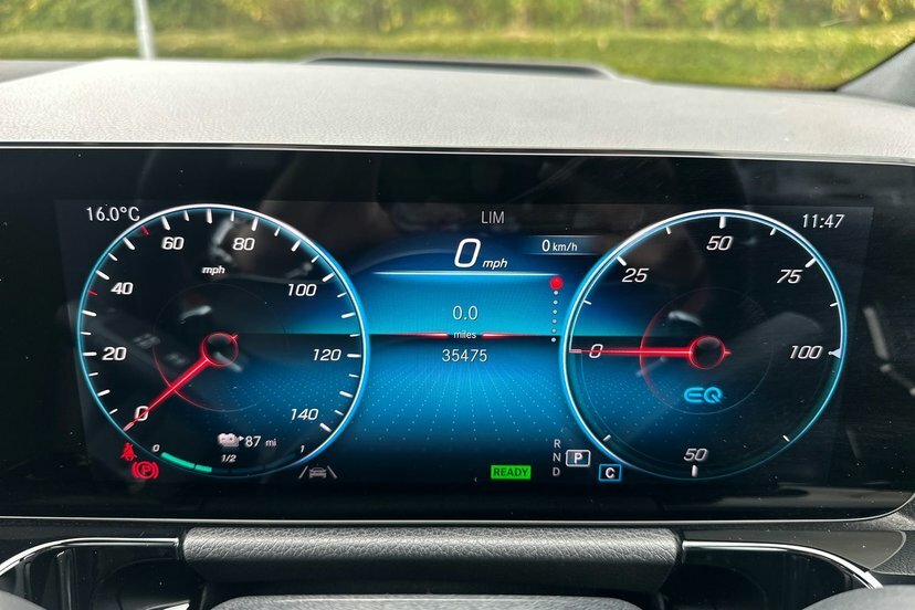 Mercedes-Benz EQA Eqa 250 66.5Kwh Amg Line Premium Plus Suv El Grey #6