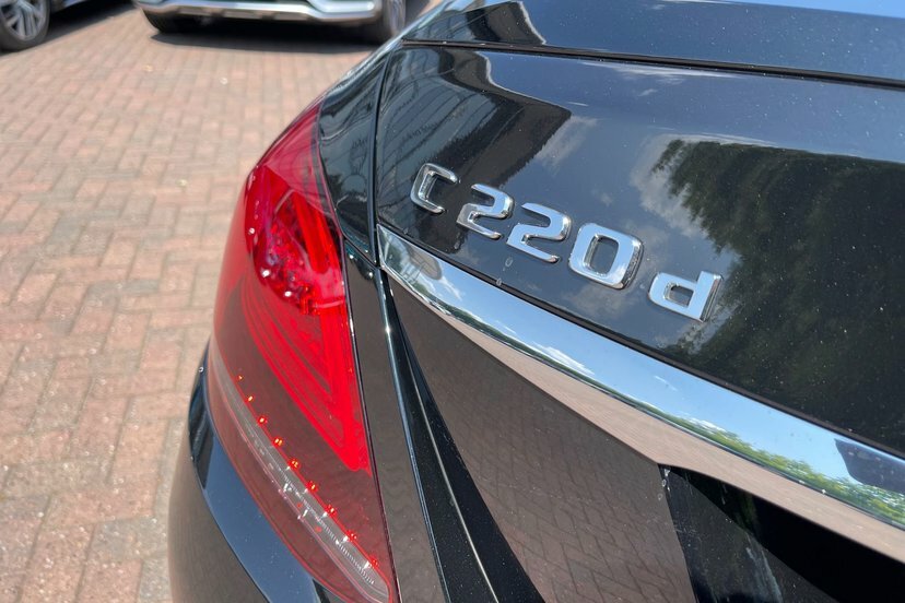 Mercedes-Benz C Class 2.0 C220d Sport Estate G-tronic Euro 6 White #35