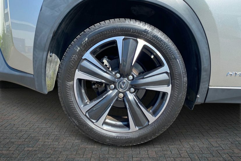 Lexus UX 2.0 250H Suv Hybrid E-cvt E-four 184 P Silver #5