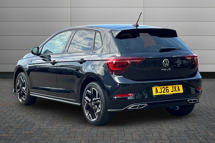 Volkswagen Polo 1.0 Tsi Black Edition Hatchback Dsg 11 Black #3