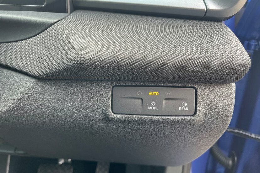 Volkswagen T-Roc Tsi Style 2Wd Euro 6 2-Door Blue #15
