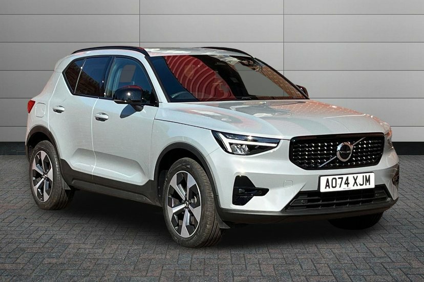 Volvo XC40 2.0 B4 Mhev Plus Dark Suv Hybrid Dct Au Grey