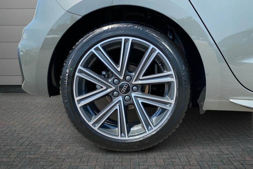 Audi A1 1.5 Tfsi 35 S Line Sportback S Tronic Grey #5