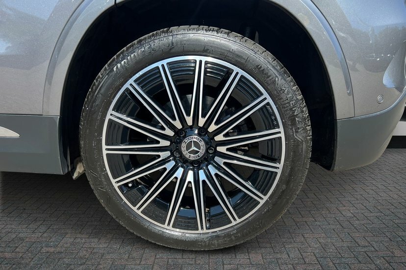 Mercedes-Benz GLA Class 2.0 Gla220d Amg Line Premium Plus Suv Grey #4