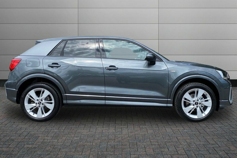 Audi Q2 1.5 Tfsi Cod 35 S Line Suv S Tronic 15 Grey #4