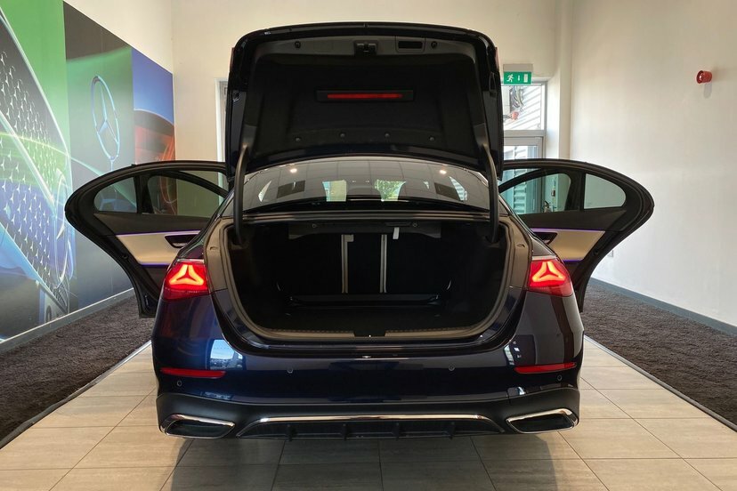 Mercedes-Benz E Class E 300 Amg Line Advanced E Black #20
