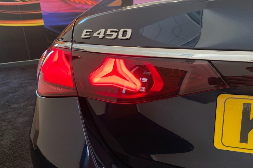 Mercedes-Benz E Class E 300 Amg Line Advanced E Black #28