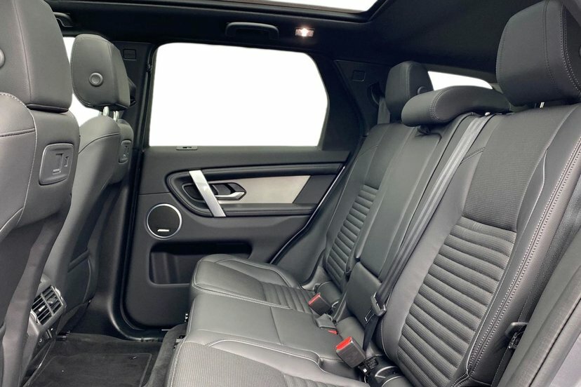 Land Rover Discovery Sport 1.5 P270e Landmark 5 Seat Red #7