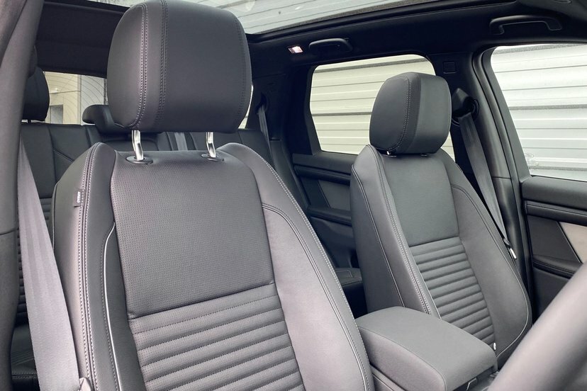 Land Rover Discovery Sport 1.5 P270e Landmark 5 Seat Red #45